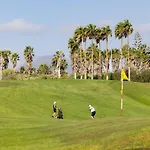 Home2book Bright Pool & Terrace, Amarilla Golf サンミゲル・デ・アボナ