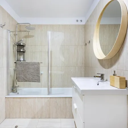 아파트 Home2book Bright Pool & Terrace, Amarilla Golf *